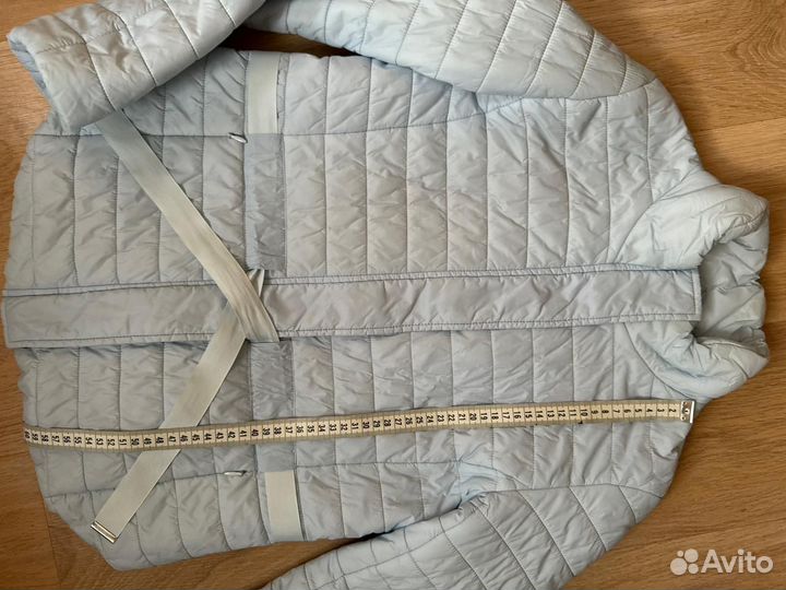 Курточка женская 46