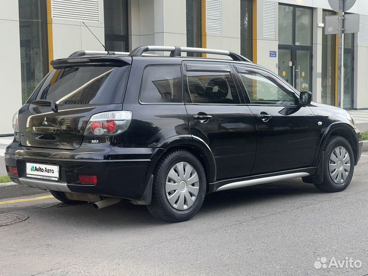 Mitsubishi Outlander 2.4 AT, 2006, 111 347 км