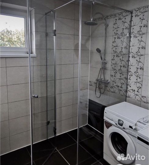 Душевая перегородка из стекла