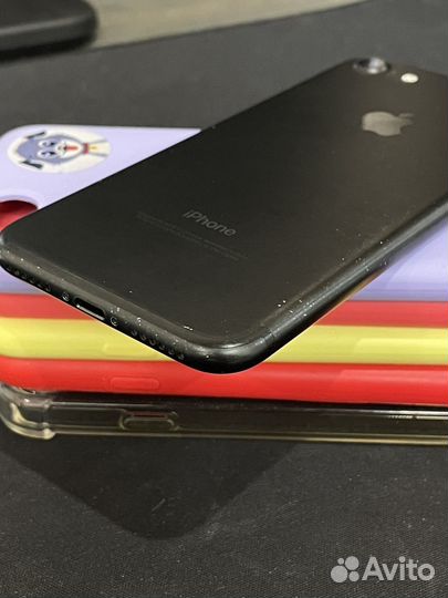 iPhone 7, 32 ГБ