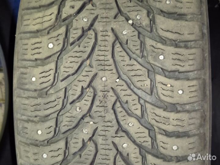 Nokian Tyres Hakkapeliitta 9 SUV 255/50 R19 107T