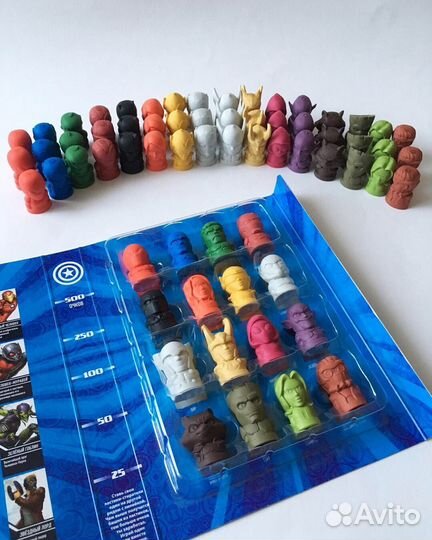 Альбом Стиратели 1 Marvel с фигурками