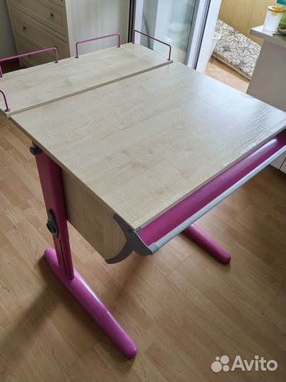 Растущий стол парта