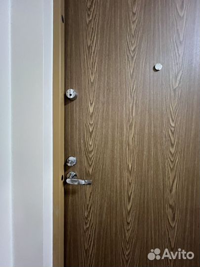 Дверь входная 204 х 91 от ск юит