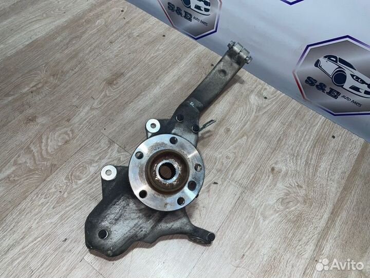 Кулак поворотный передний правый Bmw X5 E70 N52B30