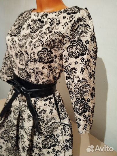 Нарядное платье