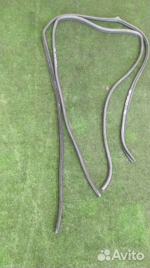 Уплотнение двери пара заднее Chevrolet Captiva