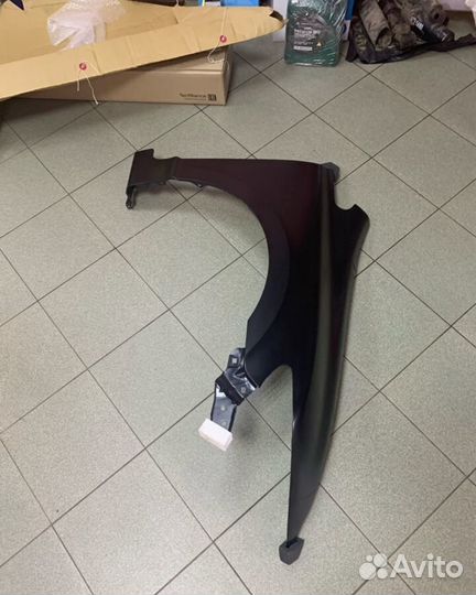 Крыло переднее правое honda civic 4d