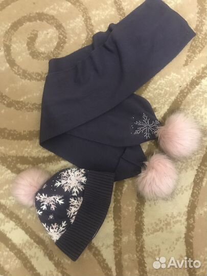 Продам шапочку и шарфик для девочки