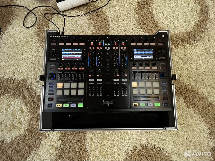 DJ Контроллер NI Traktor S8