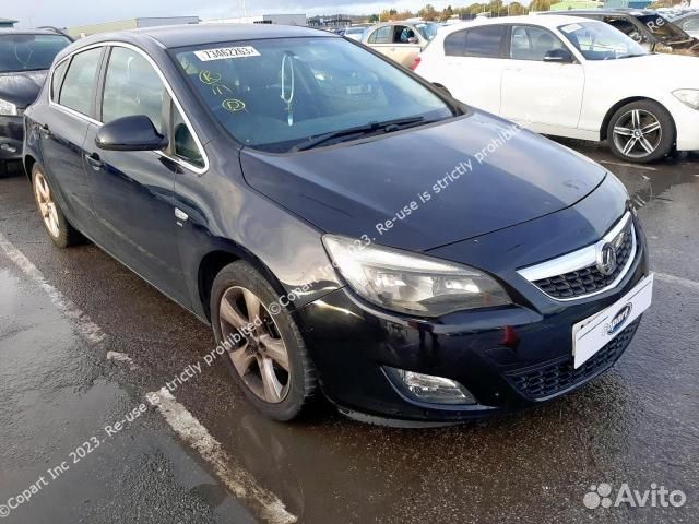 Крепление бампера переднее opel astra J 2010