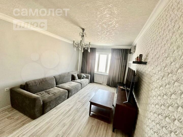 3-к. квартира, 74 м², 8/9 эт.