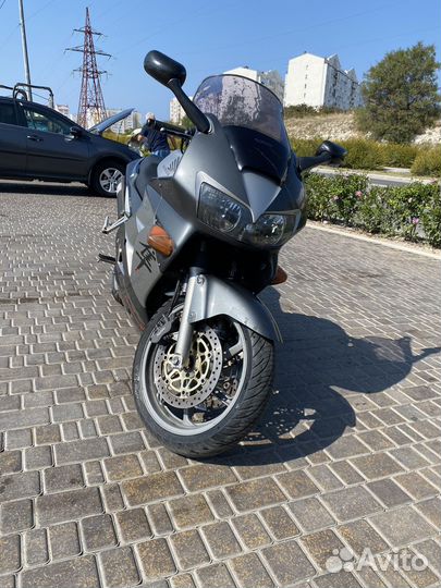 Honda VFR800FI