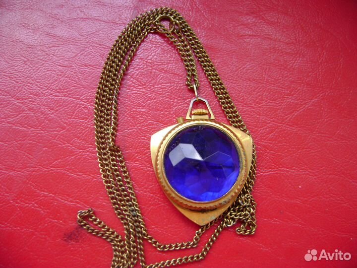 Часы кулон заря механические экспорт СССР