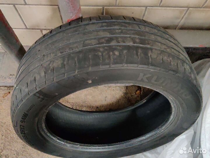 Kumho Ecsta HS51 215/55 R17 W