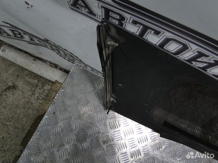 Форточка в крыло Toyota Sienna 3 2012 3.5