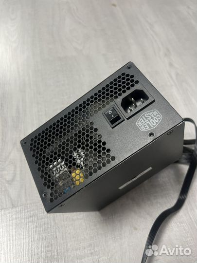 Блок питания cooler master 750w