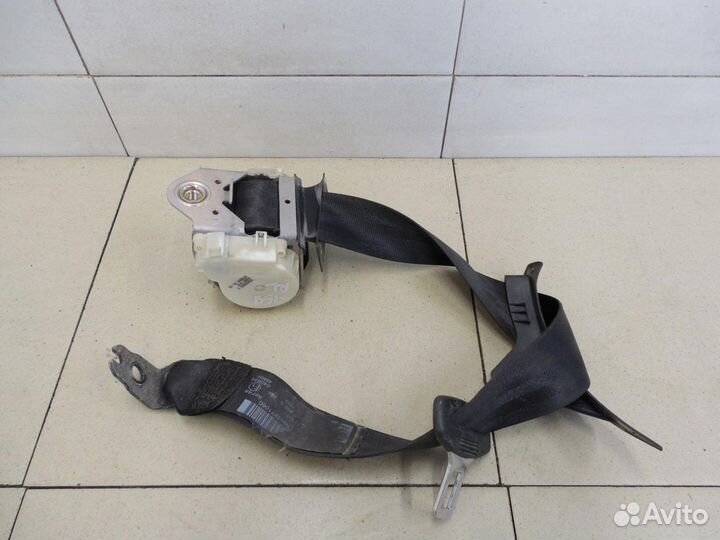 Ремень безопасности Passat B6 2005-2010