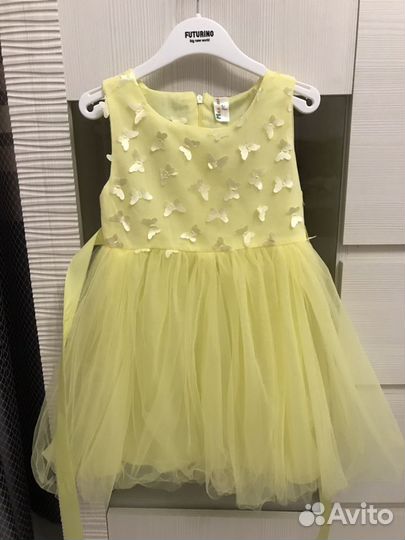 Платье праздничное