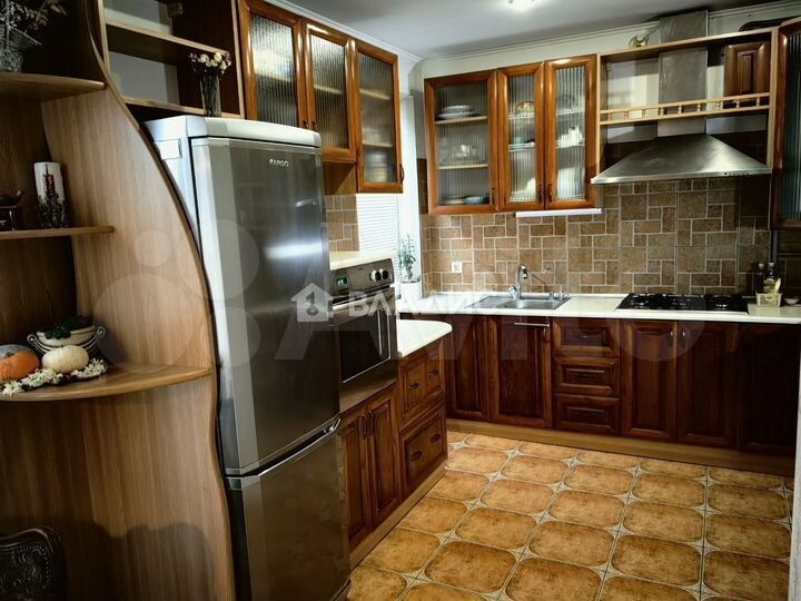 4-к. квартира, 108 м², 4/5 эт.