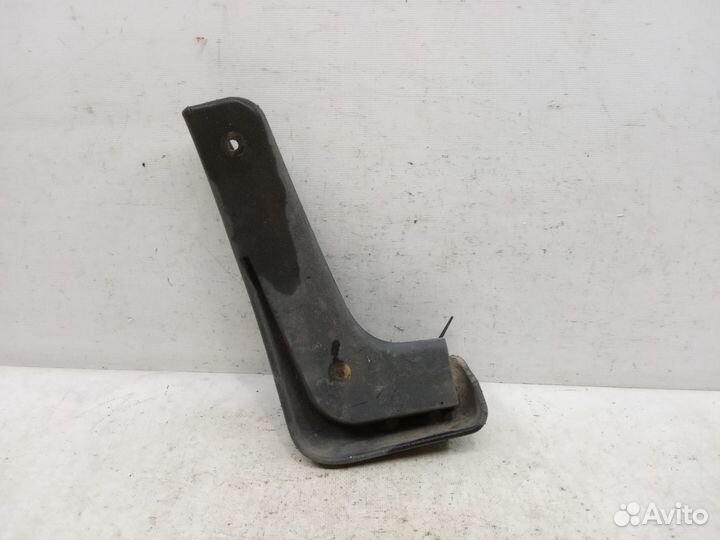 Брызговик задний правый Hyundai Tucson 3 TL