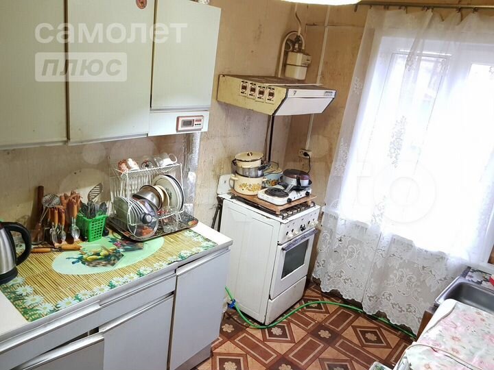 Комната 17 м² в 1-к., 1/2 эт.