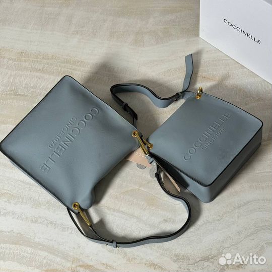 Сумка натуральная кожа coccinelle