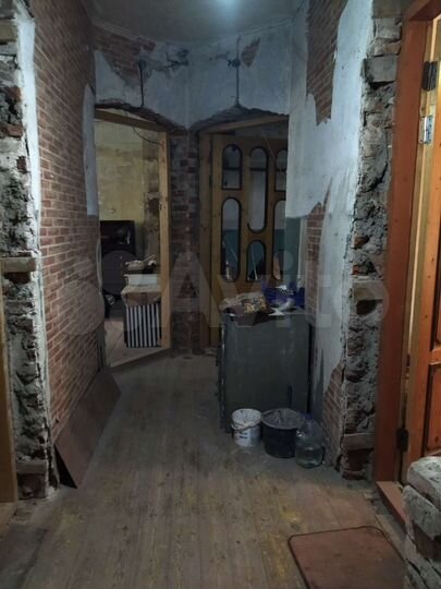 3-к. квартира, 109,6 м², 1/4 эт.