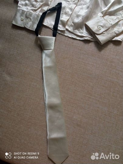 Костюм новый праздничный на мальчика