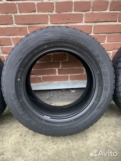 Bridgestone Blizzak DM-V1 265/60 R18 110R