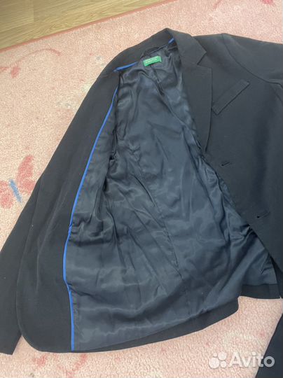 Костюм на мальчика 7-8 лет Benetton