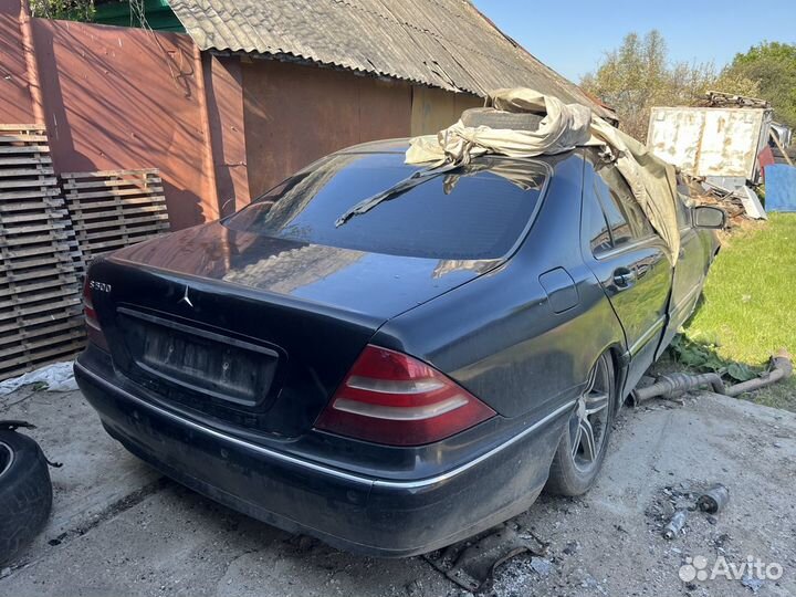 В разборе Mercedes Benz S320 2001г.в