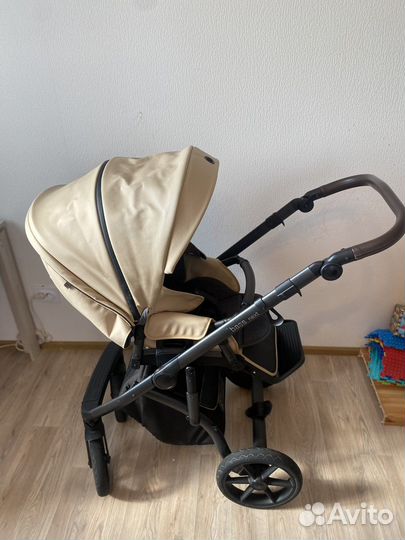 Коляска Roan bass next 2в1 + автолюлька Maxi-Cosi