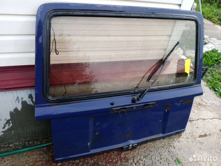 Дверь задняя на Ваз 2104