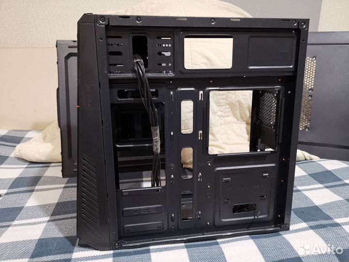 Корпус dexp(DC-102B)для пк