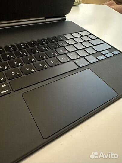 Apple Magic Keyboard 12.9 iPad pro