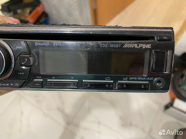 Продам процесорную магнитолу Alpine 185bt
