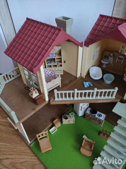 Sylvanian Families большой дом + hairdorables