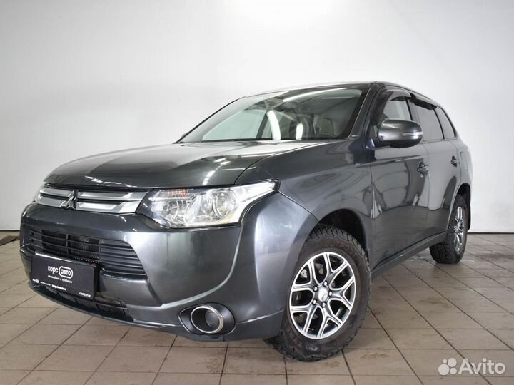 Mitsubishi Outlander 2.0 CVT, 2014, 133 100 км