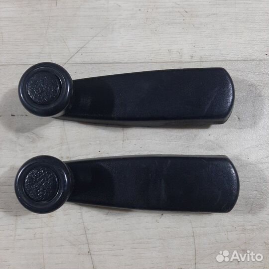 Ручка стеклоподъемника задняя LADA Vesta седан