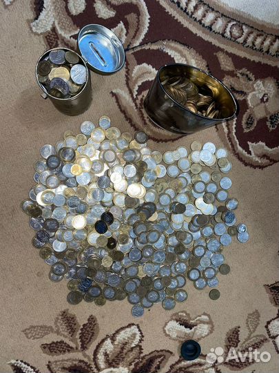 Юбилейные монеты 1,2,5,10,25