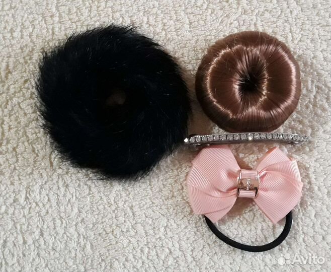 Заколки для волос