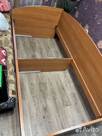 Кровать с матрасом бу