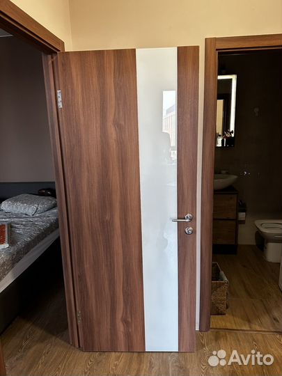 Двери межкомнатные с коробкой деревянные Б/У