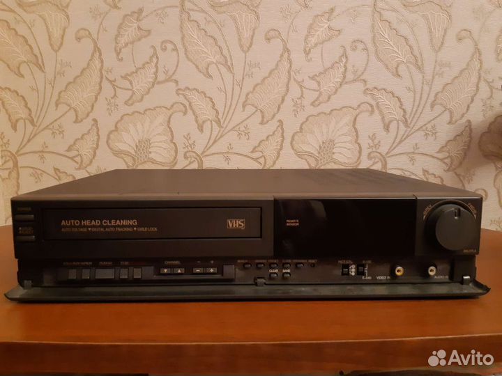 Видеомагнитофон Supra под ремонт или на зап части