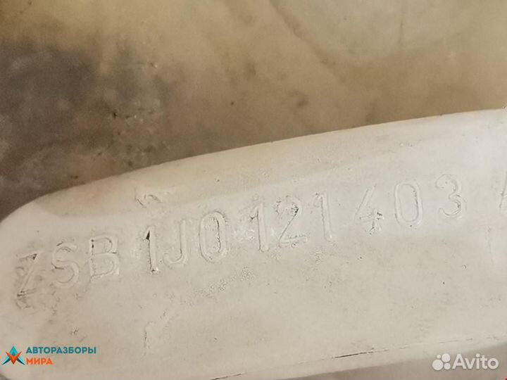 Бачок расширительный Volkswagen Golf 3 1998