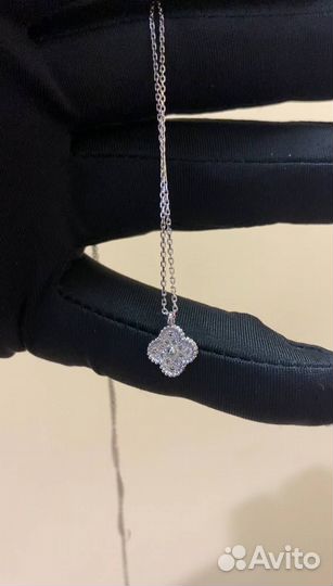 Подвеска Van Cleef Vintage Alhambra с бриллиантами