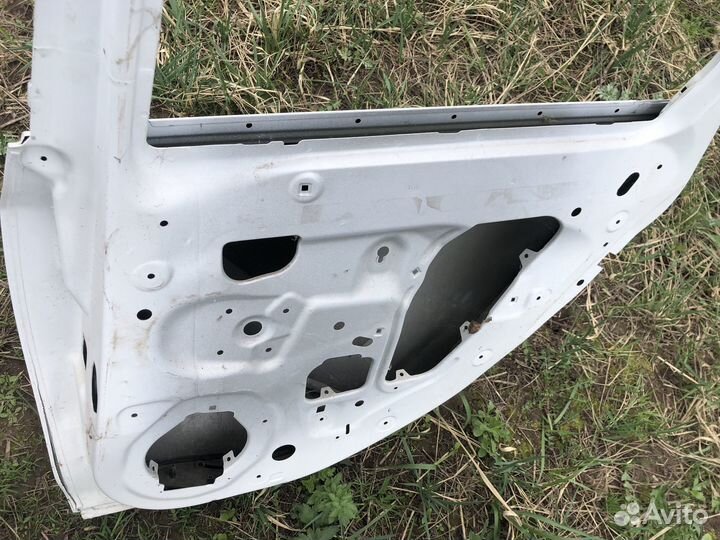 Дверь задняя правая Опель Астра J