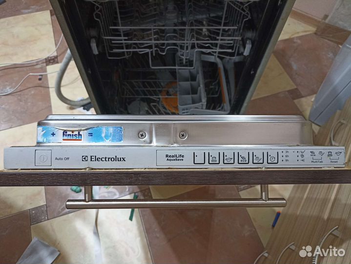 Посудомоечная машина electrolux 45см
