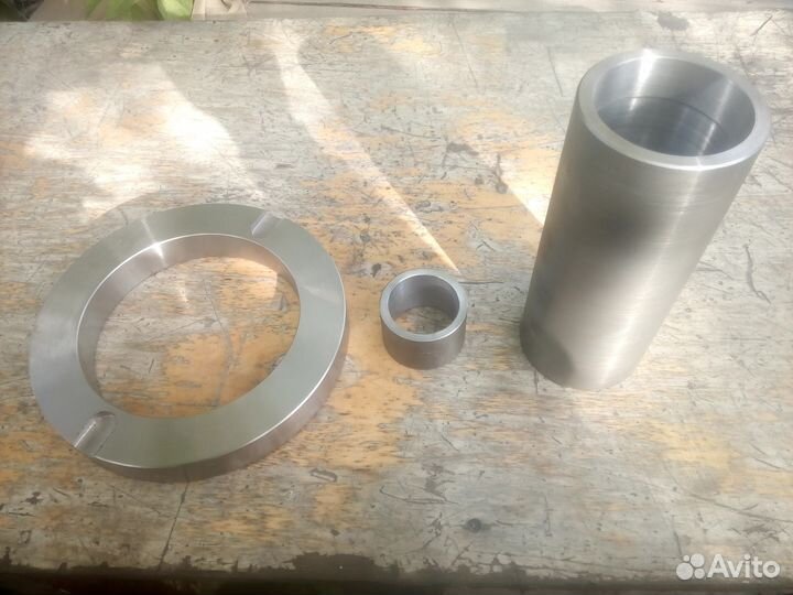 Токарь универсал